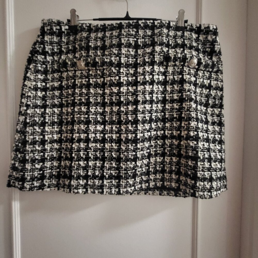 H&M Black & White Tweed Boucle Mini Skirt size 14